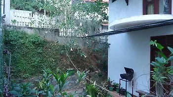 Resort Beam Kandy Bed & Breakfast